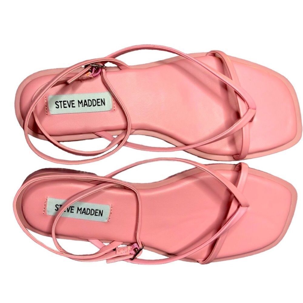 NWT STEVE MADDEN Pink Rise Flat Sandals. Cross Back Straps Slip On Toe. Size: 7 - Picture 1 of 3